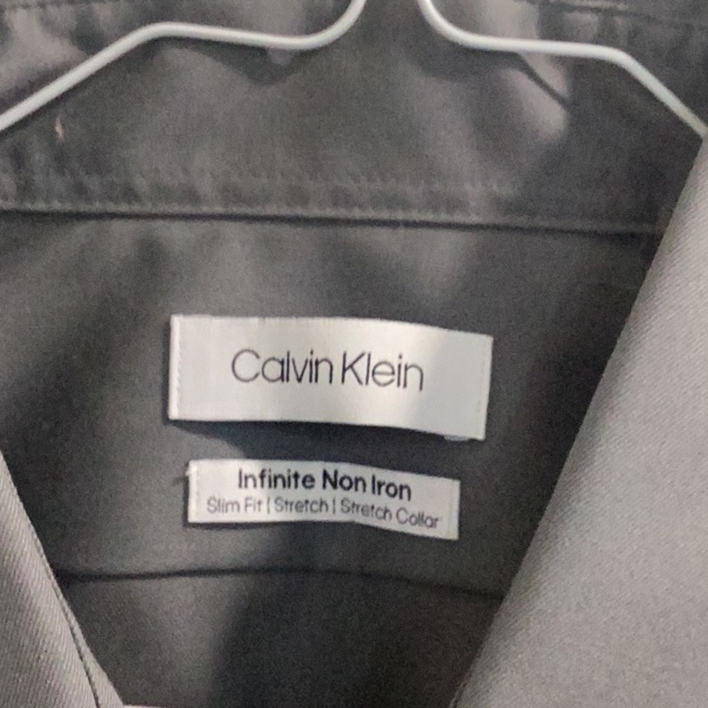 New With Tags Calvin Klein Infinite Non Iron Slim Fit . - Picture 3 of 10